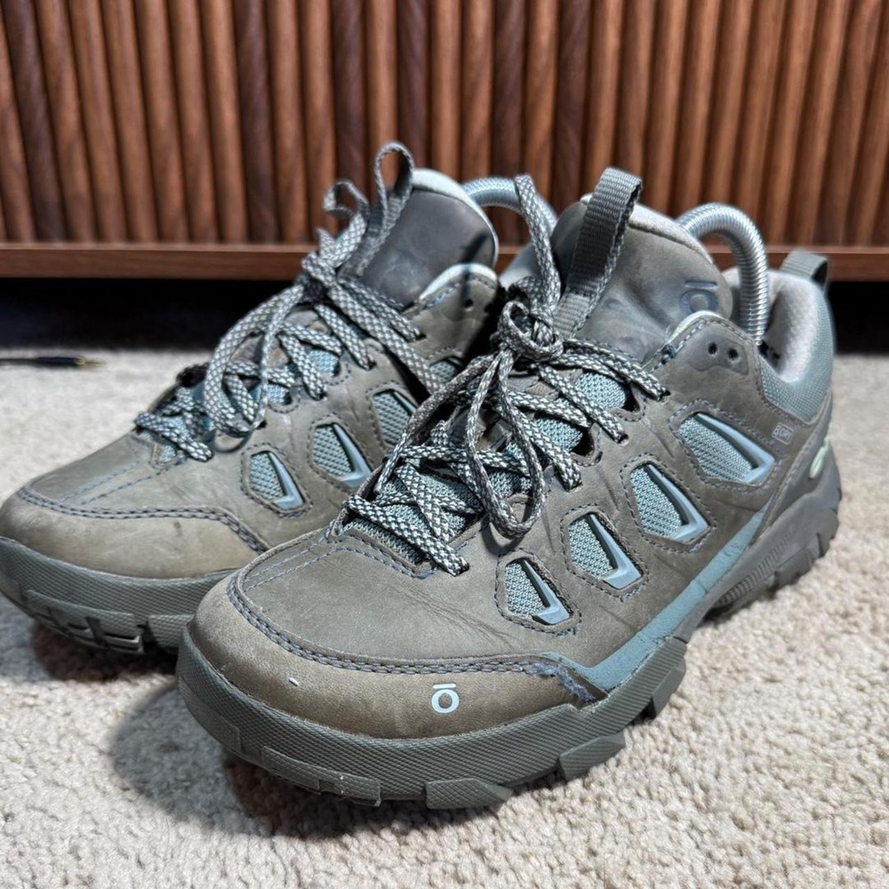 Oboz Women's Hiking Shoes Gray B-DRY Waterproof Trail Gorpcore Size 7.5